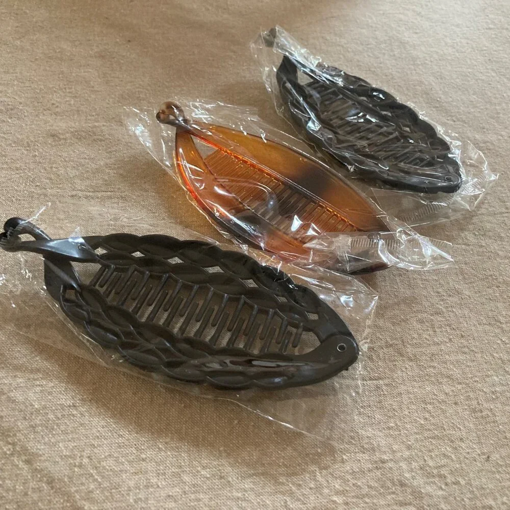 3 Banana Hair Clips